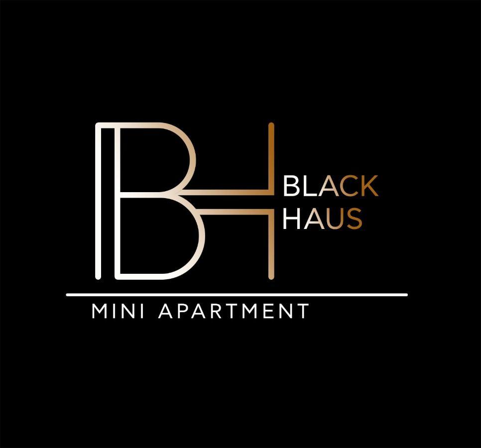 Blackhaus Young Mini Thessaloníki Eksteriør billede